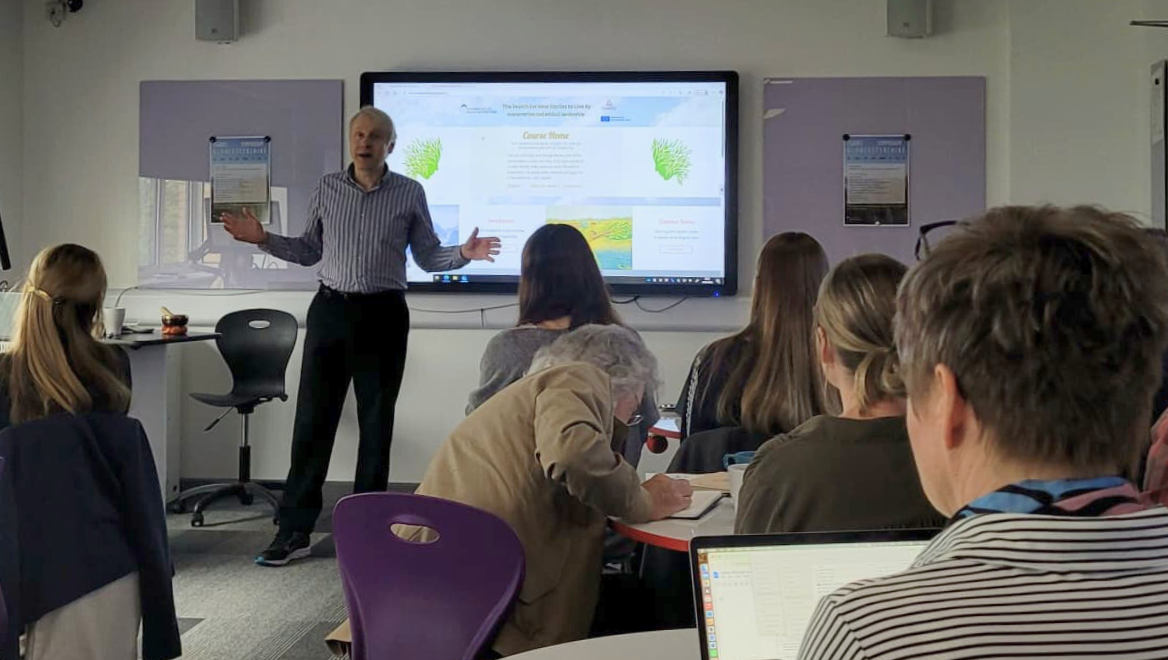 Free Online Course in Ecolinguistics